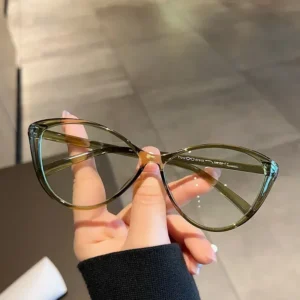lunettes design œil-de-chat vertes