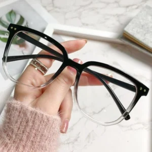 lunettes noir et blanc élégantes