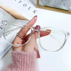 lunettes de lecture roses translucides