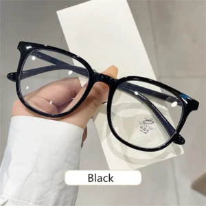 lunettes noires stylées